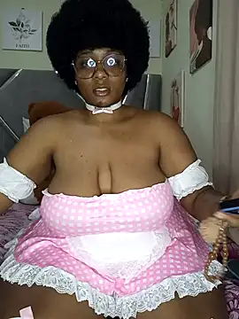 Snapshot of CocoBootyyy chatting on 09-21-25, 03:19 CocoBootyyy online show from 09-21-25, 03:19