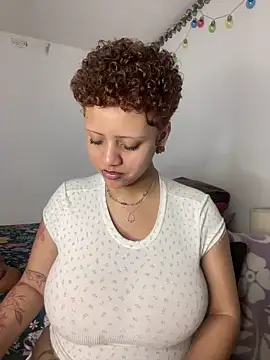 Charlotee  online show from 04-18-26, 10:30