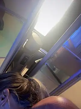 vixendoll87 online show from 02-04-25, 07:33