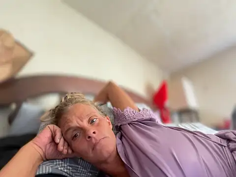 vixendoll87 online show from 03-10-25, 02:26