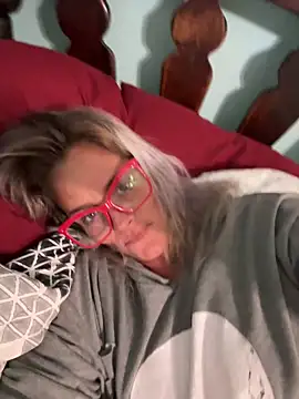 vixendoll87 online show from 11-01-25, 07:27