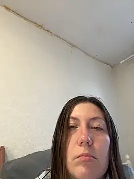 BeatriceTender online show from 03-27-26, 01:33