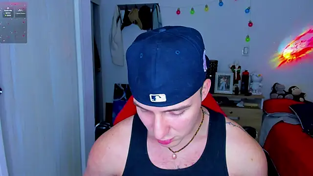 liam oficial02 online show from 12-21-24, 03:25