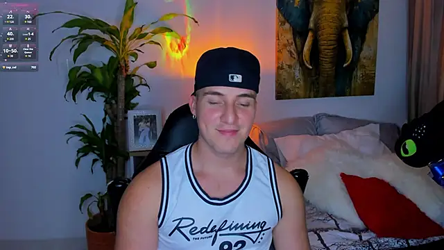 Snapshot of liam_oficial02 chatting on 02-09-25, 06:33 liam oficial02 online show from 02-09-25, 06:33