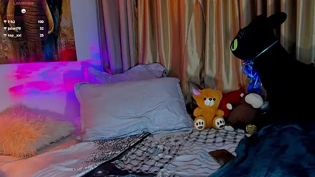 liam oficial02 online show from 09-12-25, 03:39