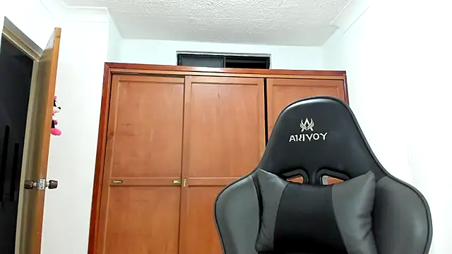 avellanatammy online show from 03-03-25, 03:19