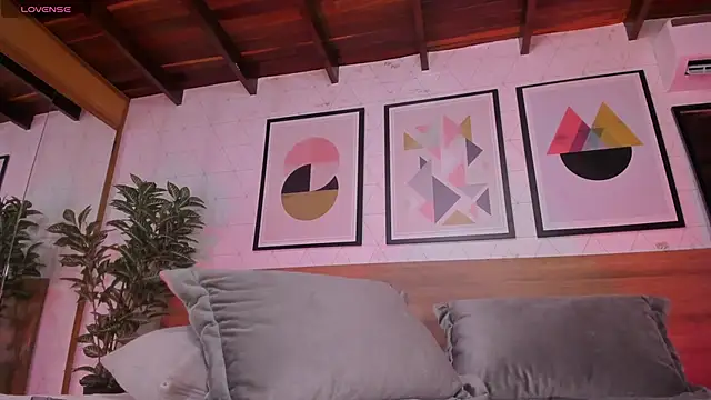 AgattaDuque online show from 02-24-25, 05:00