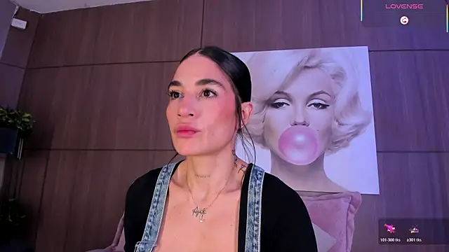 AgattaDuque online show from 04-12-26, 11:21