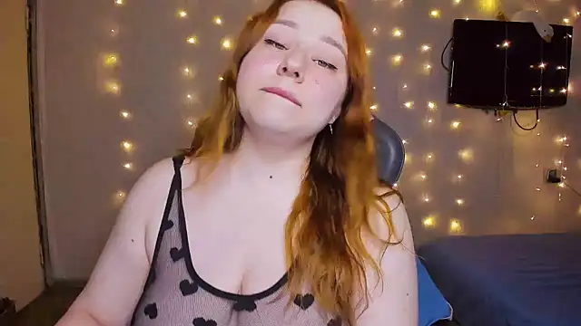 Snapshot of Milafoxxxy chatting on 01-21-25, 11:35 Milafoxxxy online show from 01-21-25, 11:35