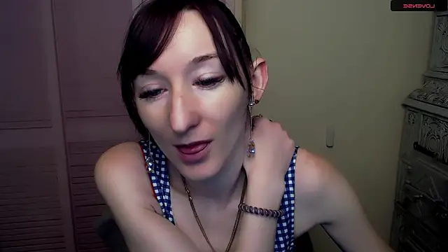 Snapshot of AmandaSell chatting on 01-04-25, 01:10 AmandaSell online show from 01-04-25, 01:10