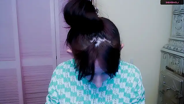 Snapshot of AmandaSell chatting on 01-22-25, 12:27 AmandaSell online show from 01-22-25, 12:27