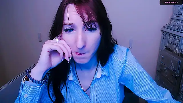 Snapshot of AmandaSell chatting on 02-05-25, 11:34 AmandaSell online show from 02-05-25, 11:34