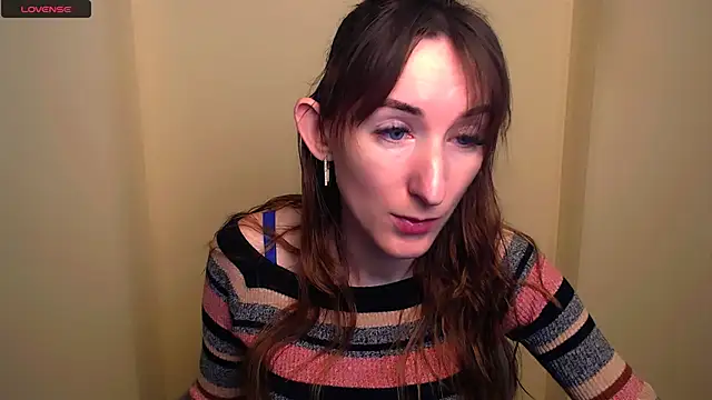 Snapshot of AmandaSell chatting on 02-26-25, 11:30 AmandaSell online show from 02-26-25, 11:30