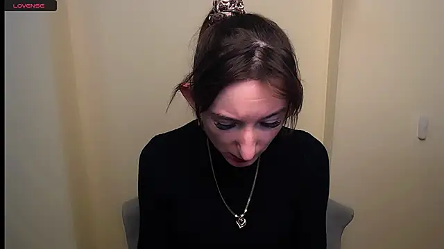 Snapshot of AmandaSell chatting on 03-13-25, 08:26 AmandaSell online show from 03-13-25, 08:26