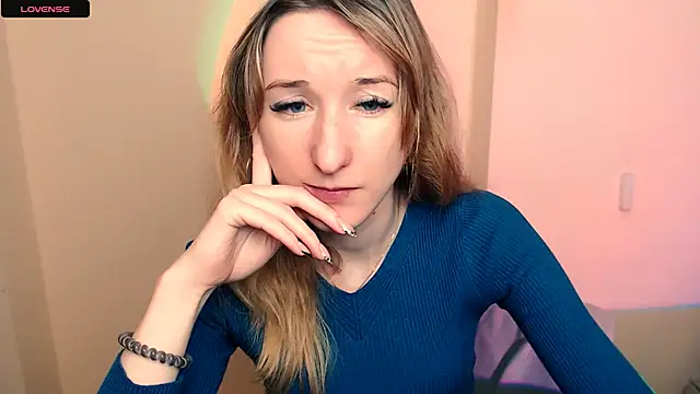 Snapshot of AmandaSell chatting on 11-06-25, 08:26 AmandaSell online show from 11-06-25, 08:26