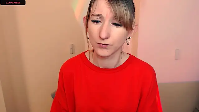 Snapshot of AmandaSell chatting on 11-24-25, 07:52 AmandaSell online show from 11-24-25, 07:52