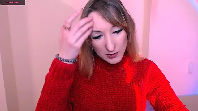 Snapshot of AmandaSell chatting on 12-02-25, 08:08 AmandaSell online show from 12-02-25, 08:08