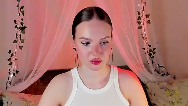 Snapshot of MishkaMe chatting on 01-15-25, 06:40 MishkaMe online show from 01-15-25, 06:40