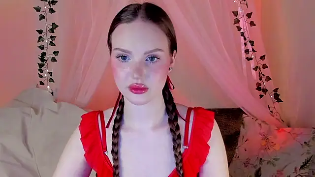 Snapshot of MishkaMe chatting on 02-02-25, 04:11 MishkaMe online show from 02-02-25, 04:11