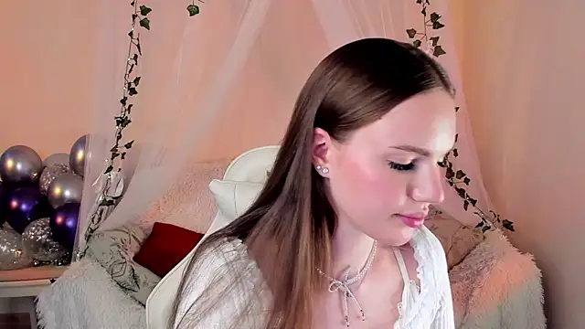 Snapshot of MishkaMe chatting on 09-24-25, 12:41 MishkaMe online show from 09-24-25, 12:41