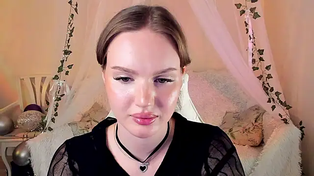 Snapshot of MishkaMe chatting on 09-28-25, 03:50 MishkaMe online show from 09-28-25, 03:50