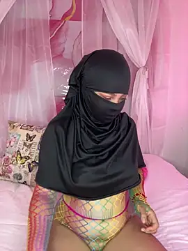 Snapshot of nashi_ra chatting on 06-10-26, 01:43 nashi ra online show from 06-10-26, 01:43
