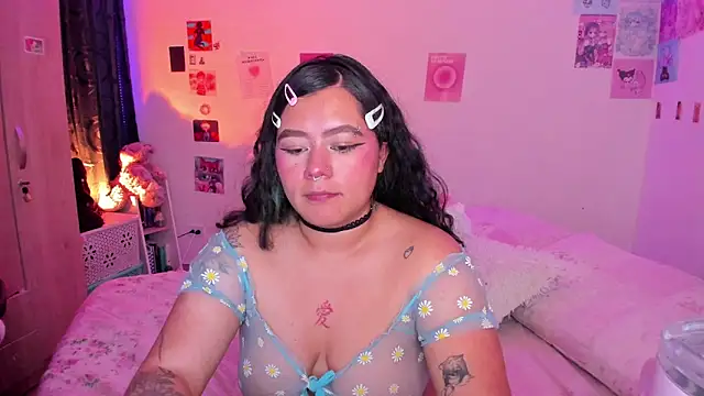 StephaniFox online show from 12-29-24, 04:38