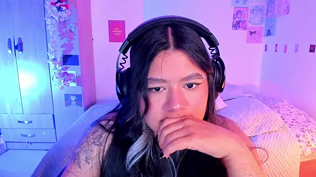 StephaniFox online show from 02-26-25, 06:11