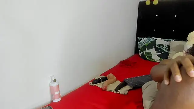 LariissaWilson online show from 03-05-25, 11:38