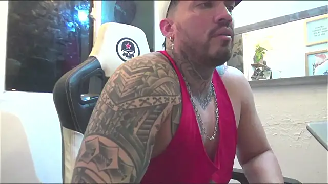 Snapshot of Angel_sex_latin chatting on 01-07-25, 05:54 Angel sex latin online show from 01-07-25, 05:54