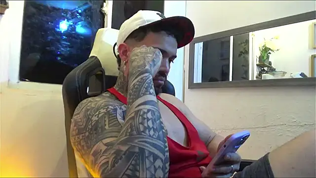 Snapshot of Angel_sex_latin chatting on 01-10-25, 02:57 Angel sex latin online show from 01-10-25, 02:57