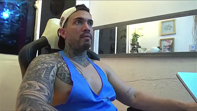 Snapshot of Angel_sex_latin chatting on 01-25-25, 07:17 Angel sex latin online show from 01-25-25, 07:17