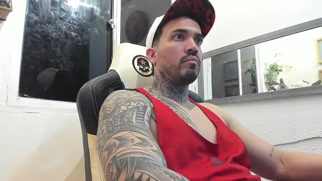 Snapshot of Angel_sex_latin chatting on 02-10-25, 08:20 Angel sex latin online show from 02-10-25, 08:20