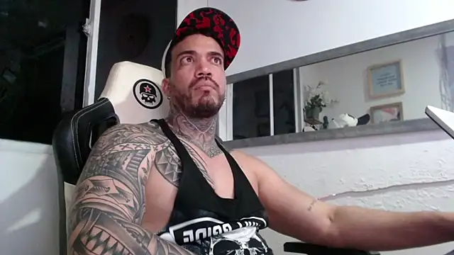 Snapshot of Angel_sex_latin chatting on 03-12-25, 07:35 Angel sex latin online show from 03-12-25, 07:35