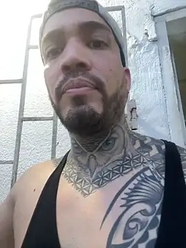 Snapshot of Angel_sex_latin chatting on 11-04-25, 10:31 Angel sex latin online show from 11-04-25, 10:31