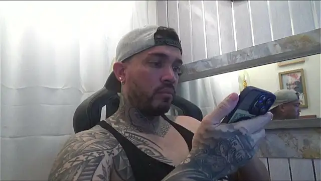 Snapshot of Angel_sex_latin chatting on 12-05-25, 03:48 Angel sex latin online show from 12-05-25, 03:48