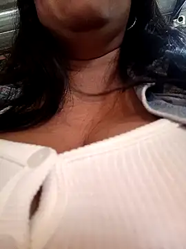 Julieta-tits online show from 12-19-24, 10:32