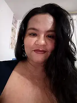 Snapshot of Julieta-tits chatting on 07-02-26, 03:23 Julieta-tits online show from 07-02-26, 03:23