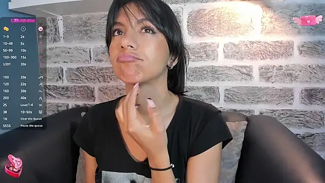 Tamaraakins online show from 02-24-25, 08:47