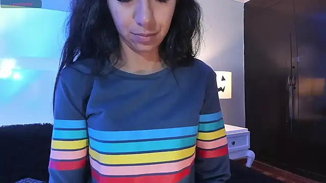 Tamaraakins online show from 10-30-25, 01:34