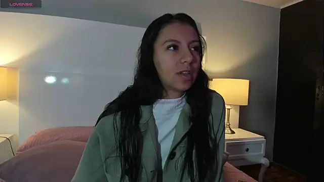 Tamaraakins online show from 12-18-25, 12:33