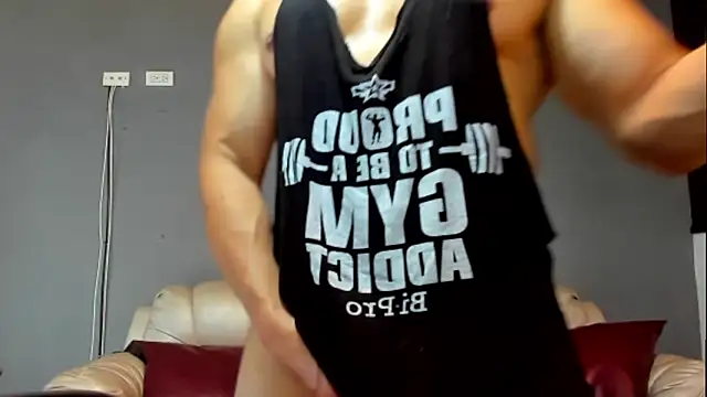 Snapshot of derekk_frostt chatting on 03-16-25, 02:44 derekk frostt online show from 03-16-25, 02:44