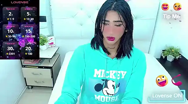 Snapshot of kinverly_sexyx chatting on 02-11-25, 11:54 kinverly sexyx online show from 02-11-25, 11:54