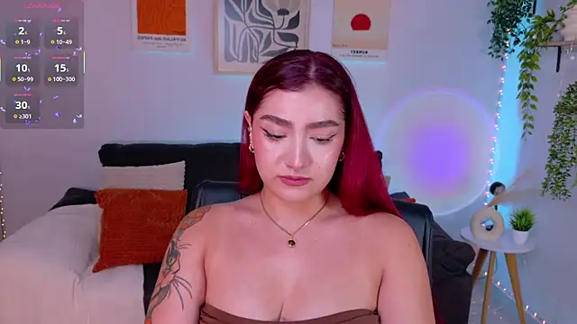 Snapshot of ViolettCastel chatting on 06-24-26, 12:20 ViolettCastel online show from 06-24-26, 12:20
