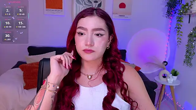 Snapshot of ViolettCastel chatting on 07-07-26, 12:02 ViolettCastel online show from 07-07-26, 12:02
