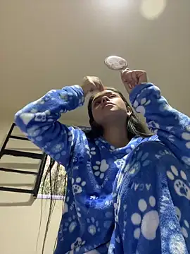 Kimmymadison- online show from 10-02-25, 10:17