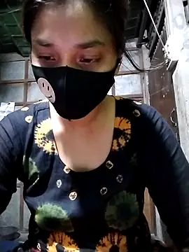 Snapshot of Aruyeshi- chatting on 09-13-25, 01:22 Aruyeshi- online show from 09-13-25, 01:22