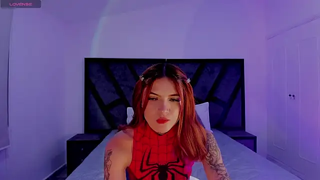 Snapshot of VictoriaRosse_ chatting on 03-01-25, 11:37 VictoriaRosse online show from 03-01-25, 11:37