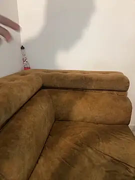 Snapshot of twohornys chatting on 02-26-26, 12:20 twohornys online show from 02-26-26, 12:20