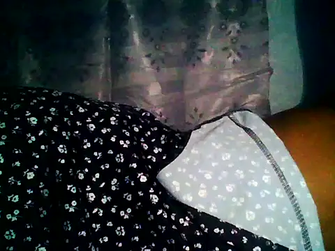 Snapshot of Sweetrata_ chatting on 11-08-25, 08:07 Sweetrata online show from 11-08-25, 08:07